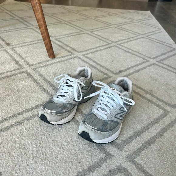Women's New Blance 990 Sneaker in Grey - Picture 5 of 9
